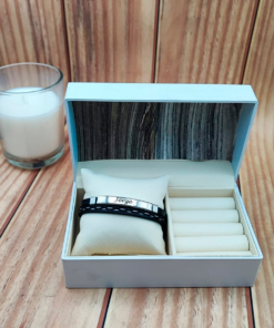 Pulsera de cuero para niño