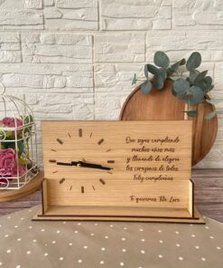 Alternative view of Reloj de boda personalizado