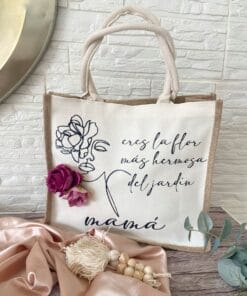 Alternative view of Pack mamá flora